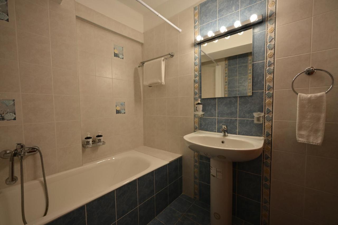 New Times Seafront Hotel Apartments Melissi 멜리션 외부 사진